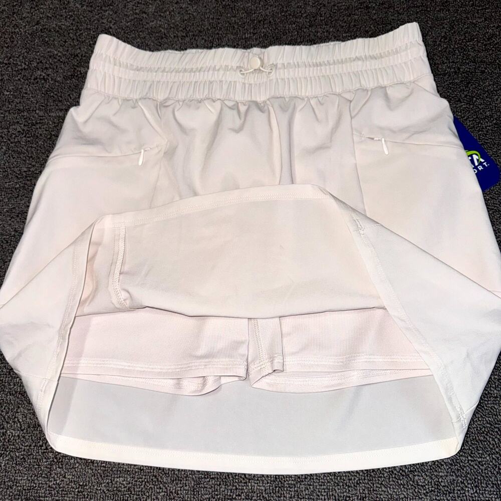MTA Sport Skort Skirt Womens Small White Stretch Performance Tennis Athletic NWT - Picture 2 of 9